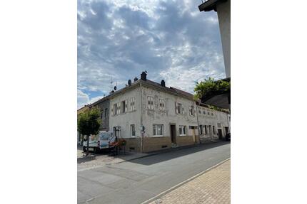 Einfamilienhaus mit Garage für Handwerker - Bad Sobernheim