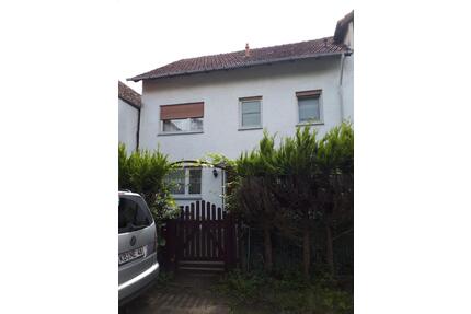 HAUS ZU VERKAUFEN - 150.000,00&nbsp;EUR Kaufpreis, ca.&nbsp; 107,00&nbsp;m&sup2; in Gemünden (Wohra) (PLZ: 35285)