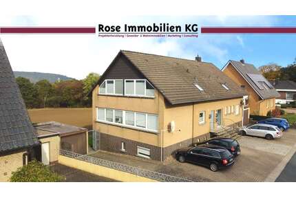 Haus zum Kaufen in Porta Westfalica 375.000,00 € 316 m²