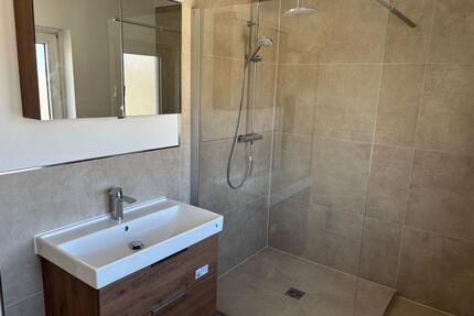 Moderne, kernsanierte 3-Zimmer-Wohnung in Sterzhausen Erstbezug - Lahntal