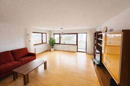 Schöne 4- Zimmerwohnung im 6.OG in Konstanz-Petershausen