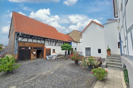 Altenstadt, EFH + Nebengeb. - 460.000,00&nbsp;EUR Kaufpreis, ca.&nbsp; 120,00&nbsp;m&sup2;&nbsp;Wohnfl&auml;che in Altenstadt (PLZ: 63674)