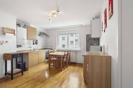 Wohnung zum Kaufen in Augsburg 185.000,00 € 45 m²