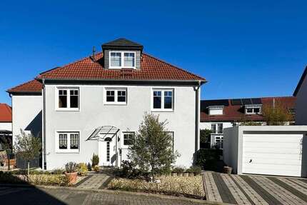 Haus zum Kaufen in Bad Vilbel 1.099.000,00 € 207 m²