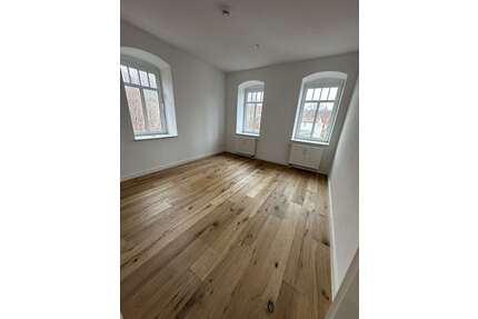 Wohnung zum Mieten in Zwickau 499,00 € 87 m²