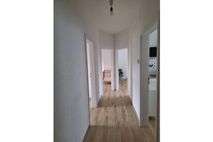 Walle - WG-Zimmer frei- - 450,00&nbsp;EUR Kaltmiete, ca.&nbsp; 65,00&nbsp;m&sup2; in Bremen (PLZ: 28217) Walle