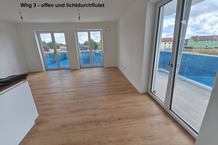 Besonderer Wohnkomfort in hoher Bauqualität vereint 2-Zi-Whg -67m2 Energiesparhaus KfW-40 Förderung möglich Eigenbezug oder Kap. Anlage. - Waidhaus