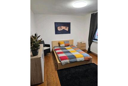 Einzelzimmer in WG OT Hünfeld - 450,00&nbsp;EUR Kaltmiete, ca.&nbsp; 110,00&nbsp;m&sup2; in Fulda (PLZ: 36037)