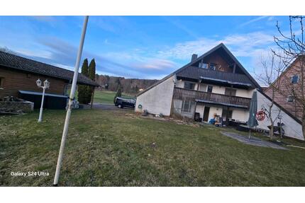 Wohnung zum Vermieten - 650,00&nbsp;EUR Kaltmiete, ca.&nbsp; 90,00&nbsp;m&sup2; in Hilders (PLZ: 36115)