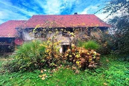 Haus zum Kaufen in Waldbrunn 52.500,00 € 133 m²