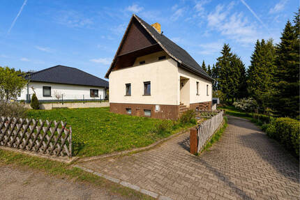 Naturidyll im Osterzgebirge - Einfamilienhaus mit großzügigem Garten und Charme - Glashütte / Hirschbach