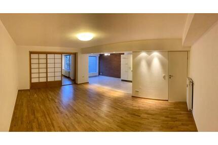 Charmante Souterrain-Wohnung mit Terrasse in Köln-Lövenich