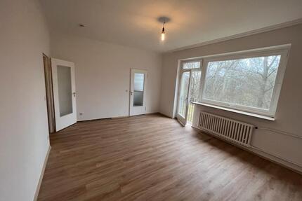 2 Zimmer, Einbauküche, Keller, hell, 2023 saniert - Berlin Neukölln