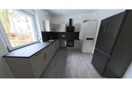 Erstbezug in Stadtnähe: 4-Zimmer-Whg inkl. neuer Küche - Weiden in der Oberpfalz