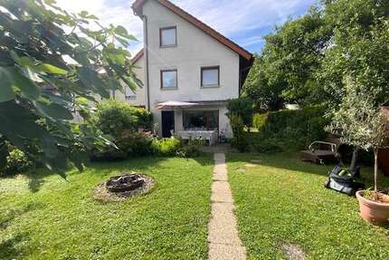 Haus zum Kaufen in Freiburg Hochdorf 585.000,00 € 150 m²