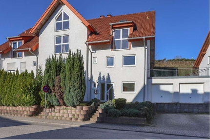 Großzügiges REH mit 2 Terrassen – Ihr neues Zuhause mit Potenzial vermietet zum 01.08..2026 - Queidersbach