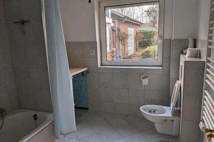 Haus zur Miete - 1.400,00&nbsp;EUR Kaltmiete, ca.&nbsp; 147,00&nbsp;m&sup2; in Süderbrarup (PLZ: 24392)