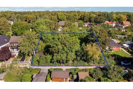 Parkähnliches Grundstück für die Bebauung mit zwei Einfamilien- oder Doppelhäusern in Rosenthal - Berlin Niederschönhausen