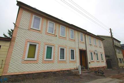 Immobile mit Potenzial in Großbreitenbach - 2 Garage inklusive