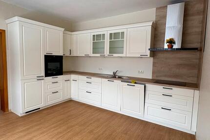 HausWohnung zu vermieten - 980,00&nbsp;EUR Kaltmiete, ca.&nbsp; 140,00&nbsp;m&sup2; in Warmsen (PLZ: 31606)