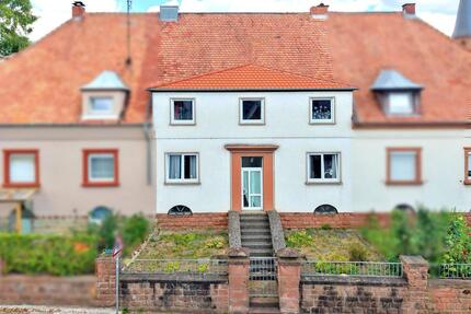 6-Zimmer Reihenmittelhaus in Herxheim LandauPfalz mit Garage - Herxheim bei Landau/Pfalz
