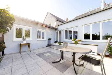Haus zum Kaufen in Altrich 545.000,00 € 301 m²