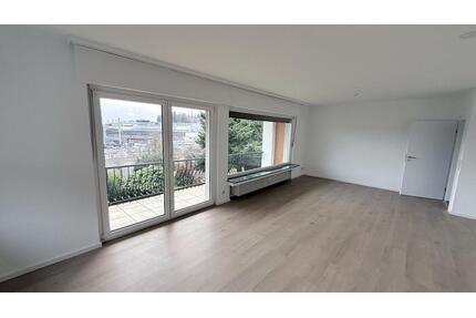 traumhafte 4 Zi.-Wohnung in Meinerzhagen, frisch renoviert