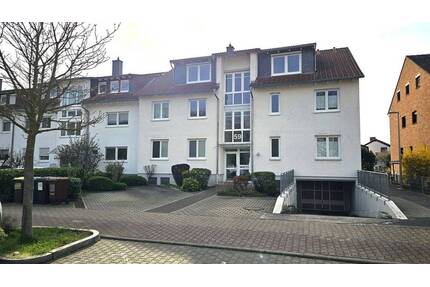 Schöne, helle 3-Zimmer-Wohnung mit großen Balkon in Königstädten, Rüsselsheim am Main