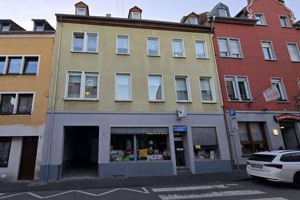 Haus zum Kaufen in Lahnstein 289.000,00 € 216 m²