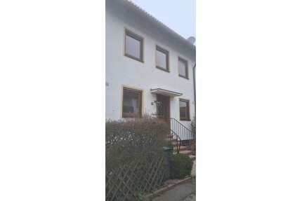 Haus zum Mieten in Nürnberg 1.650,00 € 145 m²