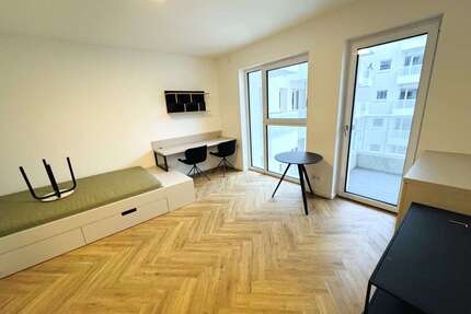 Wohnung zum Mieten in Berlin 596,20 € 27.1 m²