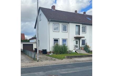 Charmante Doppelhaushälfte in zentraler Lage - Stadthagen