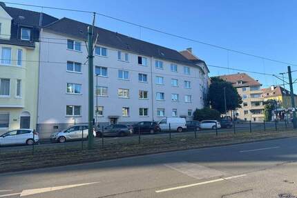 Willkommen zuhause: Lichtdurchflutete 2-Zimmer-Wohnung in Essen-Holsterhausen