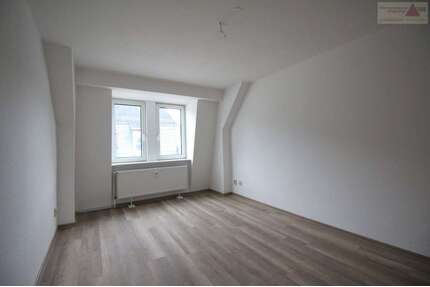Wohnung zum Mieten in Aue 315,00 € 61.14 m²