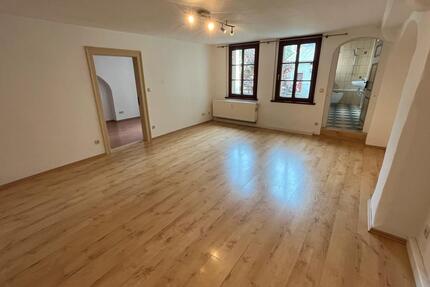 Wohnung in Pirna zu vermieten - 593,00&nbsp;EUR Kaltmiete, ca.&nbsp; 52,00&nbsp;m&sup2; in Pirna (PLZ: 01796)