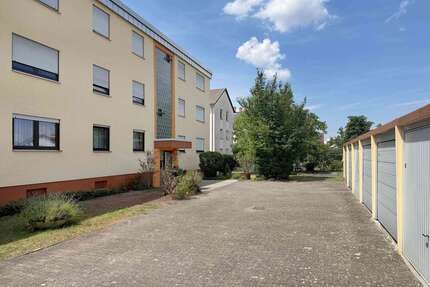 Wohnung zum Kaufen in Hockenheim 300.000,00 € 100 m²