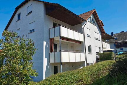 Dachgeschosswohnung - 410,00&nbsp;EUR Kaltmiete, ca.&nbsp; 78,00&nbsp;m&sup2; in Wehretal (PLZ: 37287)