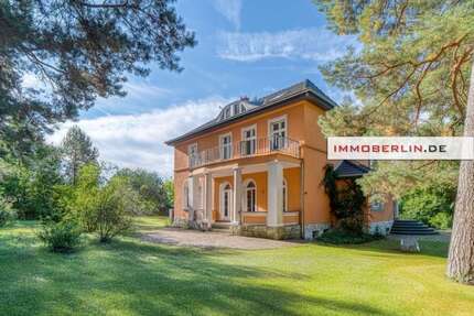 Haus zum Kaufen in Woltersdorf 2.299.000,00 € 350 m²
