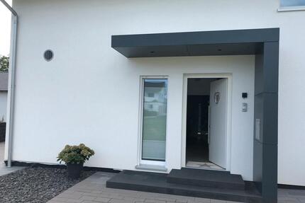 Modernes Einfamilienhaus in Heiningen zum Verkauf