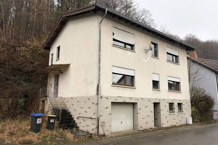 renovierungsbedürftiges 2-FH in NOHFELDEN