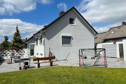 Haus zum Kaufen in Neumünster 389.000,00 € 154.91 m²