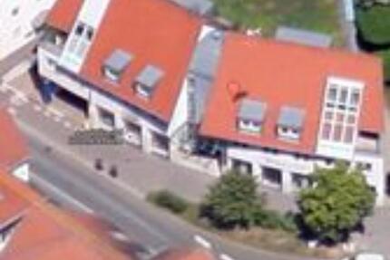 Schöne, einzel-mietbare BüroPraxisEinzelhandelsräume (11-163qm) - Herrenberg