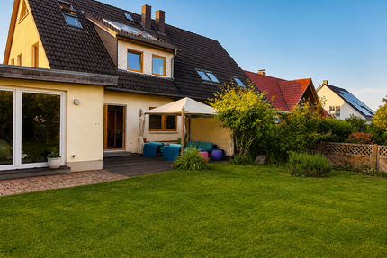 Haus zum Mieten in Rostock 2.460,00 € 177 m²