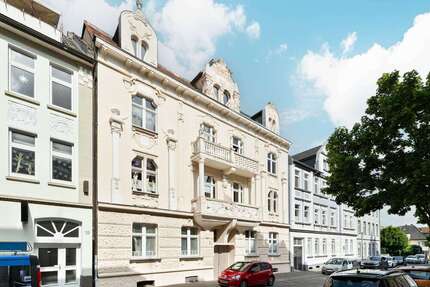 Haus zum Kaufen in Gladbeck 550.000,00 € 587.25 m²