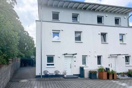 Haus zum Kaufen in Nieder-Olm 719.000,00 € 152 m²