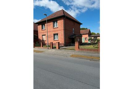 Hausverkauf - 230.000,00&nbsp;EUR Kaufpreis, ca.&nbsp; 140,00&nbsp;m&sup2; in Grabow (PLZ: 19300)