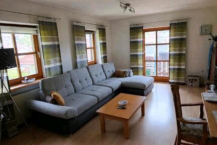 Großzügige 2-Zimmer Wohnung - zentral und doch ruhig - Regen