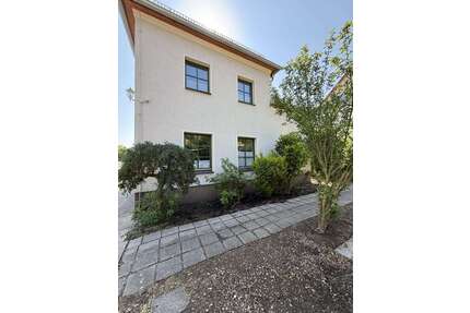 Haus zum Mieten in Kalbe (Milde) 720,00 € 135 m²