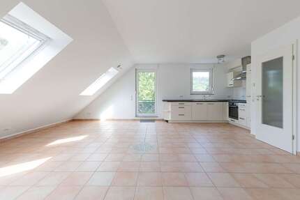 Wohnung zum Kaufen in Hofheim 398.000,00 € 89.89 m²
