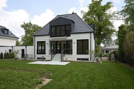 Haus zum Mieten in Grünwald 12.000,00 € 340 m²